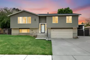 1722 E Kimsbrough Rd S, Sandy, UT 84092 - Photo 1