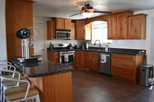 395 N Cedar View St E, Orangeville, UT 84537 - Photo 7