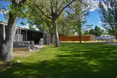 395 N Cedar View St E, Orangeville, UT 84537 - Photo 31