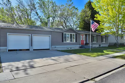 395 N Cedar View St E, Orangeville, UT 84537 - Photo 3