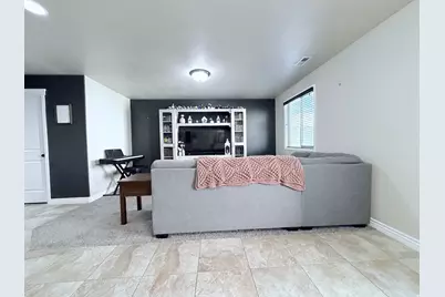 1922 N 325 W, Harrisville, UT 84414 - Photo 3