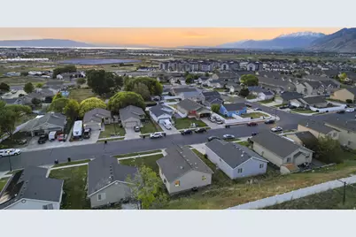 1662 E Ridgefield Rd, Spanish Fork, UT 84660 - Photo 17