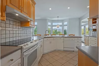 12139 S Lampton View Dr, Riverton, UT 84065 - Photo 15