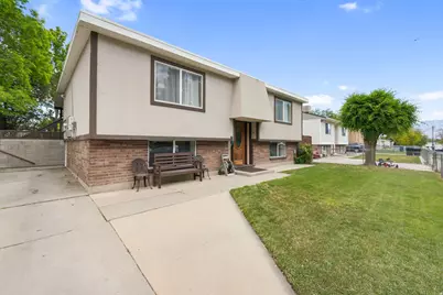 3286 W 4795 S, Taylorsville, UT 84129 - Photo 3