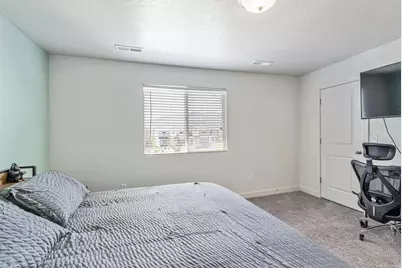 172 E Legacy Pkwy, Saratoga Springs, UT 84045 - Photo 15
