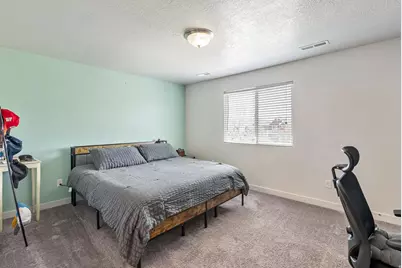 172 E Legacy Pkwy, Saratoga Springs, UT 84045 - Photo 13