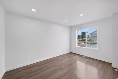 295 W Spruce Way, Santaquin, UT 84655 - Photo 5