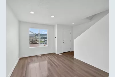 295 W Spruce Way, Santaquin, UT 84655 - Photo 3