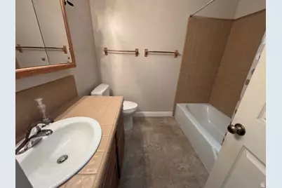 972 E Sagehill Dr, Millcreek, UT 84124 - Photo 19