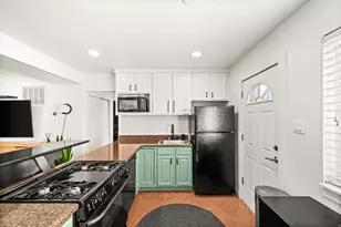 650 N 300 W, Salt Lake City, UT 84103 - Photo 5
