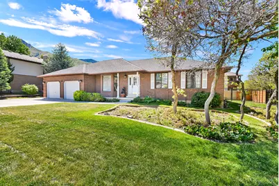 2698 E 1650 N, Layton, UT 84040 - Photo 3