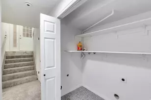 4719 S Cathay Cir, Taylorsville, UT 84123 - Photo 5