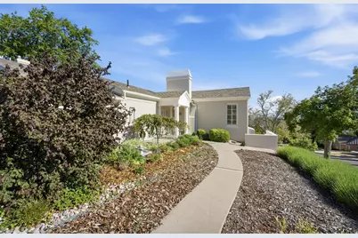 554 E 11th Ave, Salt Lake City, UT 84103 - Photo 3