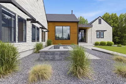 551 E Center N, Hyde Park, UT 84318 - Photo 3