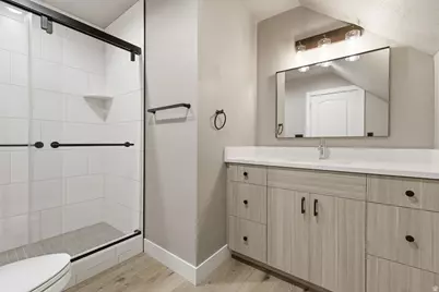 551 E Center N, Hyde Park, UT 84318 - Photo 53