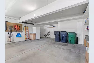 558 E Cherry Plum Ct, Sandy, UT 84070 - Photo 21