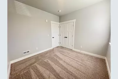 13536 S Poole Dr W #E302, Riverton, UT 84096 - Photo 19