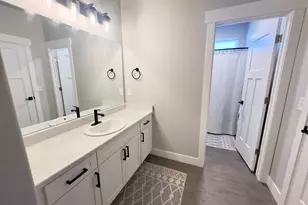 13536 S Poole Dr W, Riverton, UT 84096 - Photo 23