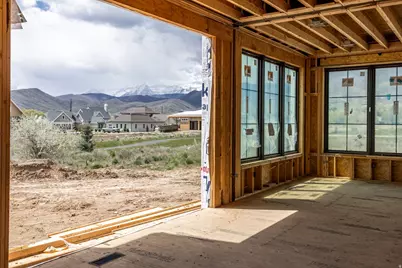137 W Bridlewood Ln, Midway, UT 84049 - Photo 9