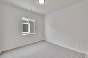 273 E Polaris Dr, Saratoga Springs, UT 84045 - Photo 17