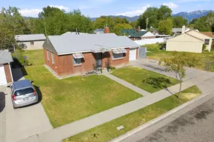 1131 S Redwood Dr W, Salt Lake City, UT 84104 - Photo 31