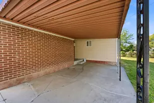 1131 S Redwood Dr W, Salt Lake City, UT 84104 - Photo 21