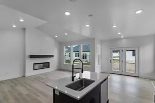 649 N 170 E, Providence, UT 84332 - Photo 9