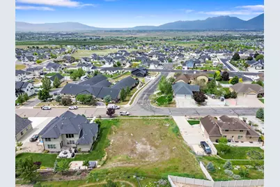 197 W Olympic Ln, Elk Ridge, UT 84651 - Photo 1