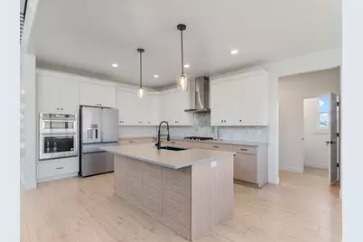 16007 S Railcar Ln, Bluffdale, UT 84065 - Photo 5