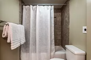 875 S Donner Way, Salt Lake City, UT 84108 - Photo 25