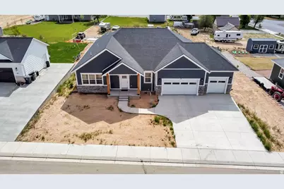 40 N 450 W, Gunnison, UT 84634 - Photo 5