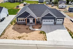 40 N 450 W, Gunnison, UT 84634 - Photo 5