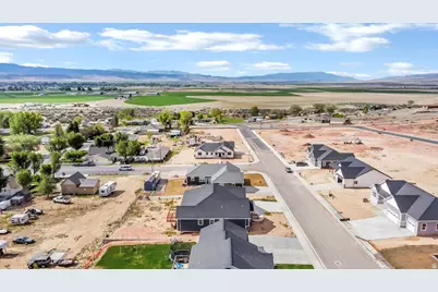 40 N 450 W, Gunnison, UT 84634 - Photo 37