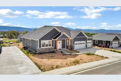 40 N 450 W, Gunnison, UT 84634 - Photo 3