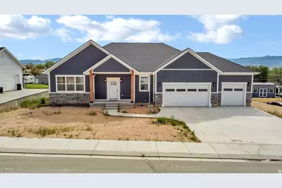 40 N 450 W, Gunnison, UT 84634 - Photo 3