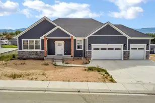 40 N 450 W, Gunnison, UT 84634 - Photo 3