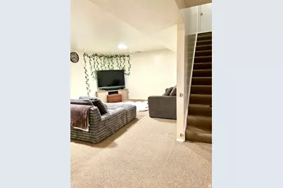 5520 S 1150 W, Riverdale, UT 84405 - Photo 11