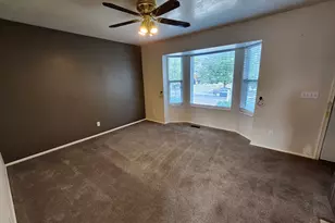 6043 W Parkham Way, Kearns, UT 84118 - Photo 3