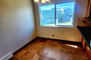 6043 W Parkham Way, Kearns, UT 84118 - Photo 5