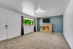 476 E 10425 S, Sandy, UT 84070 - Photo 3