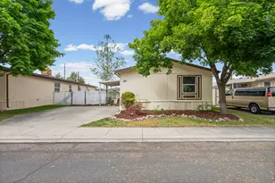 1025 N 300 W, Springville, UT 84663 - Photo 3