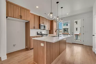 11017 S Freestone Rd #119, South Jordan, UT 84009 - Photo 9