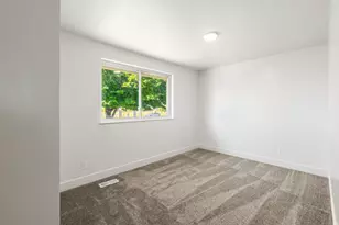 2631 W 6200 S, Taylorsville, UT 84129 - Photo 13