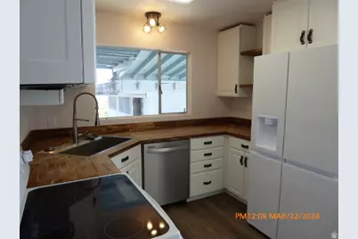 533 E 100 N, Price, UT 84501 - Photo 3