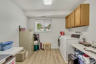 570 S 150 W, Centerville, UT 84014 - Photo 21