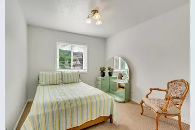 570 S 150 W, Centerville, UT 84014 - Photo 15