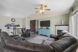 4627 W Aire Dr, West Jordan, UT 84088 - Photo 23