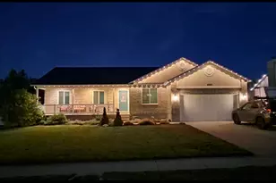 4627 W Aire Dr, West Jordan, UT 84088 - Photo 3