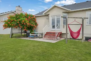 4627 W Aire Dr, West Jordan, UT 84088 - Photo 5