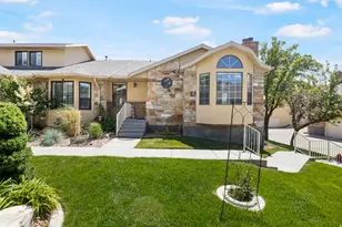 4765 S Reynolds Ct E, Holladay, UT 84117 - Photo 1
